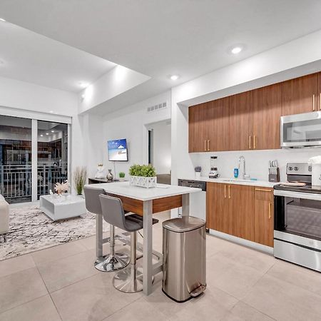 Appartamento Modern Unit In The Heart Of Downtown Miami With Free Parking Esterno foto