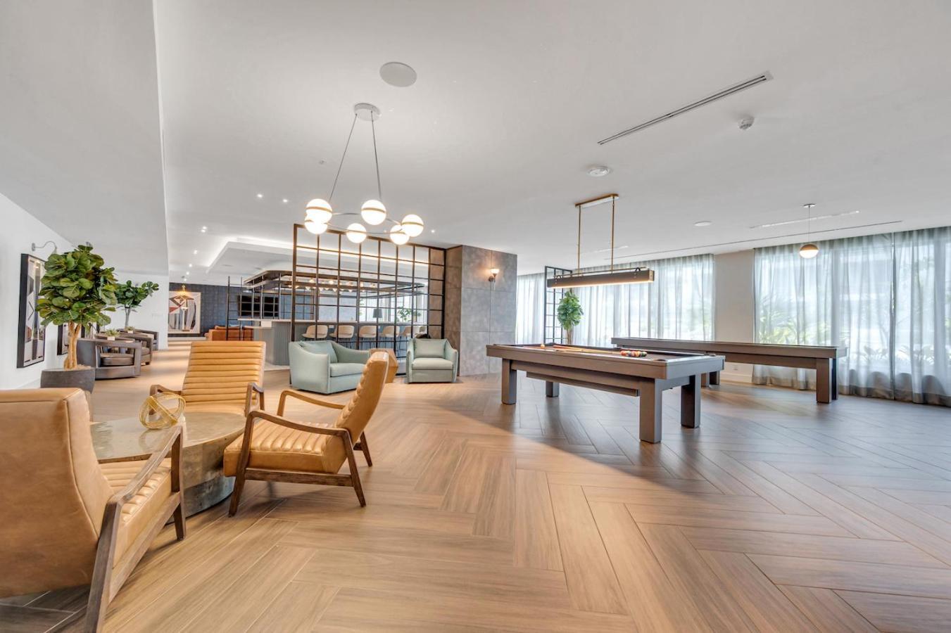 Appartamento Modern Unit In The Heart Of Downtown Miami With Free Parking Esterno foto