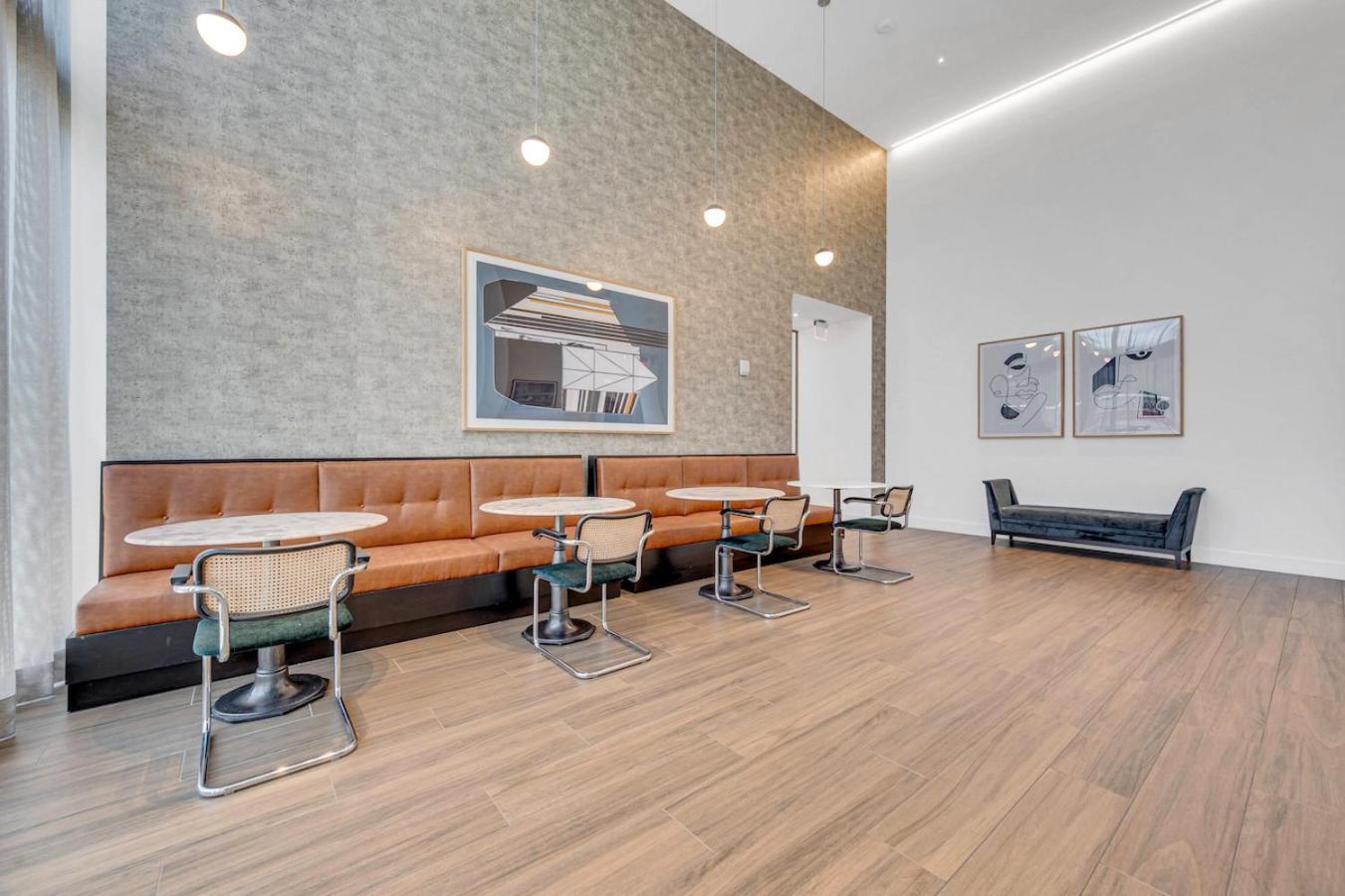 Appartamento Modern Unit In The Heart Of Downtown Miami With Free Parking Esterno foto