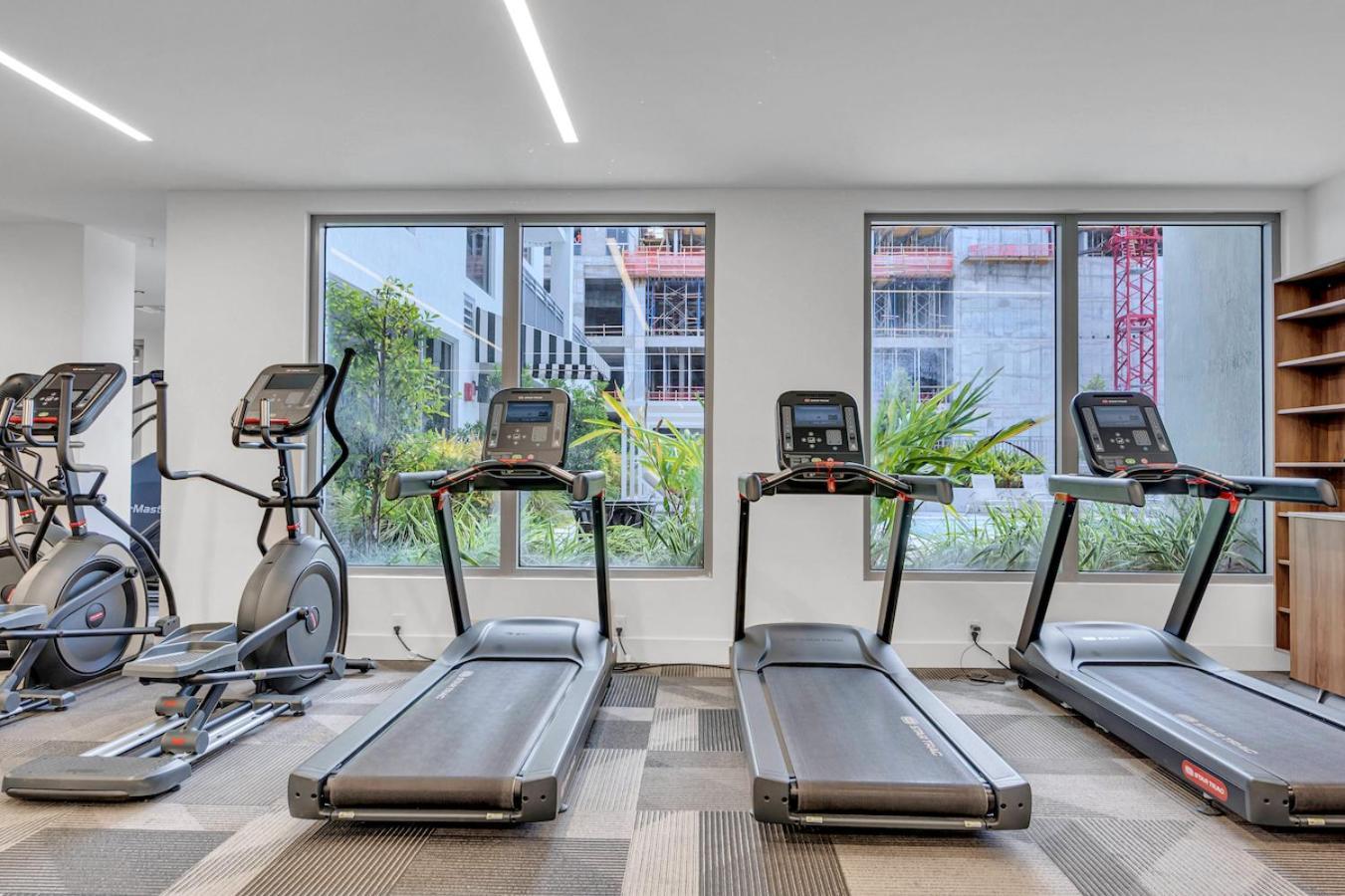Appartamento Modern Unit In The Heart Of Downtown Miami With Free Parking Esterno foto